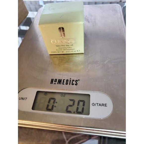 Clinique Take the Day Off Cleansing Balm - 0.5 oz Travel Size (15ml) - Picture 6 of 6